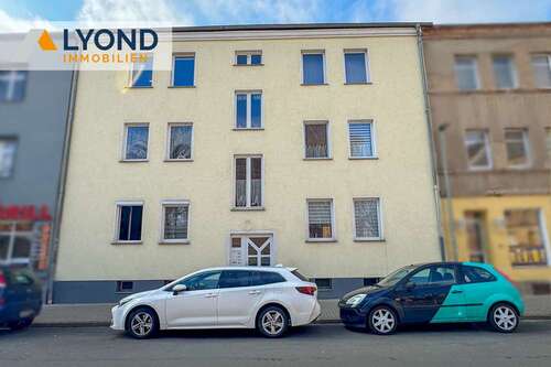 Foto - Haus zum Kaufen in Aschersleben 238.000,00 € 332 m²