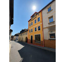 Haus zum Kaufen in Auma-Weidatal 110.000,00 € 250 m²