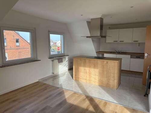 Foto - Wohnung zum Mieten in Garbsen 880,00 € 80 m²