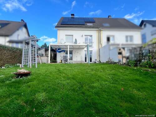 Foto - Haus zum Kaufen in Meschede 258.000,00 € 142 m²