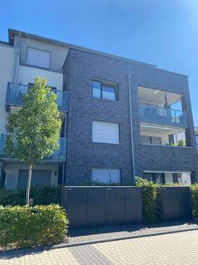 Foto - Wohnung zum Mieten in Leverkusen 881,25 € 70.5 m²