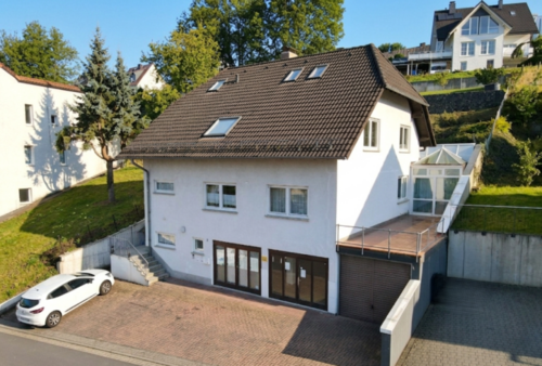 Foto - Haus zum Kaufen in Melsungen 385.000,00 € 314 m²