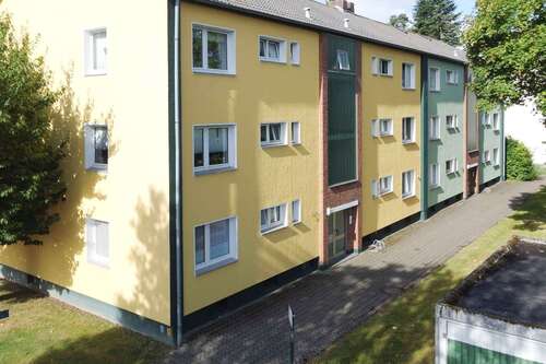 Foto - Haus zum Kaufen in Neukirchen-Vluyn 1.690.000,00 € 780.03 m²