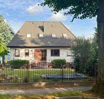 Haus zum Mieten in Mahlow 2.950,00 € 205 m²