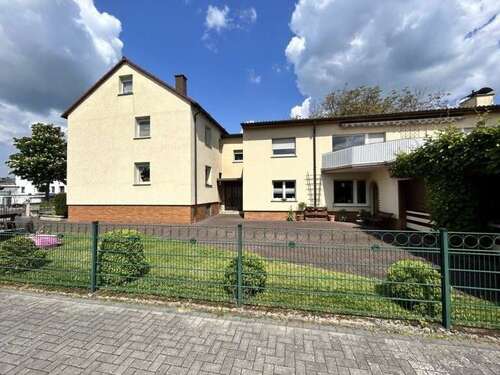 Foto - Haus zum Kaufen in Obertshausen 750.000,00 € 290 m²