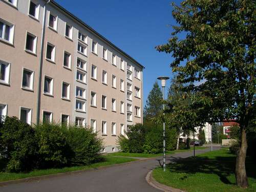 Foto - Wohnung zum Mieten in Geratal 438,77 € 66.48 m²
