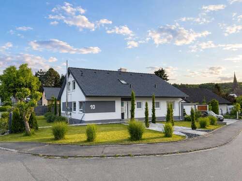 Foto - Haus zum Kaufen in Gottmadingen 890.000,00 € 177 m²