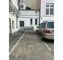 Garage zu vermieten in Frankfurt am Main 350,00 €