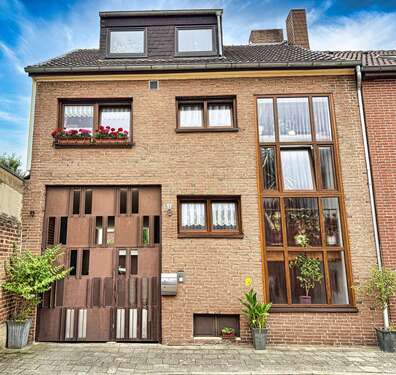 Foto - Haus zum Kaufen in Mönchengladbach 379.000,00 € 164 m²