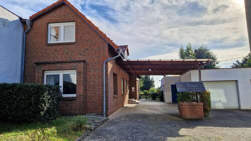 Foto - Haus zum Kaufen in Schöningen 159.000,00 € 427 m²