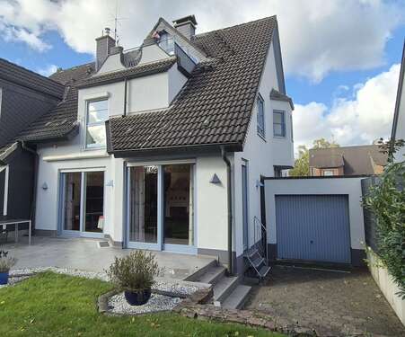 Foto - Haus zum Kaufen in Oberhausen 699.000,00 € 185 m²