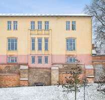 Haus zum Kaufen in Rostock 980.000,00 € 470.26 m²