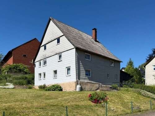 Foto - Haus zum Kaufen in Coppenbrügge 99.000,00 € 183 m²