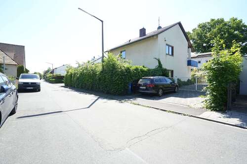 Foto - Haus zum Kaufen in Marloffstein 889.000,00 € 252.26 m²