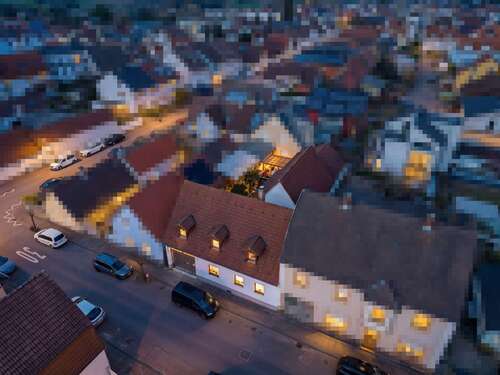 Foto - Haus zum Kaufen in Eggenstein Leopoldshafen 599.000,00 € 360 m²