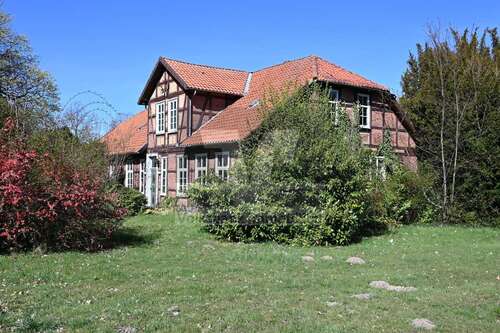 Foto - Haus zum Kaufen in Wathlingen 175.000,00 € 360 m²