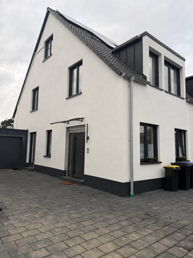 Foto - Haus zum Kaufen in Jüchen 685.000,00 € 152 m²