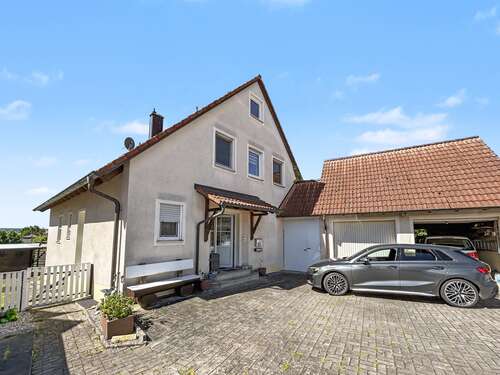Foto - Haus zum Kaufen in Herrieden 410.000,00 € 204 m²
