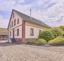 Haus zum Kaufen in Kottweiler-Schwanden 690.000,00 € 247.22 m²
