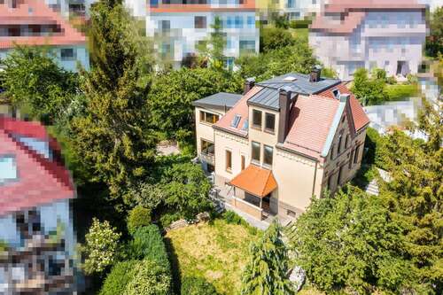 Foto - Haus zum Kaufen in Stuttgart 935.000,00 € 180 m²