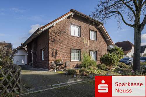 Foto - Haus zum Kaufen in Dormagen 799.000,00 € 190 m²