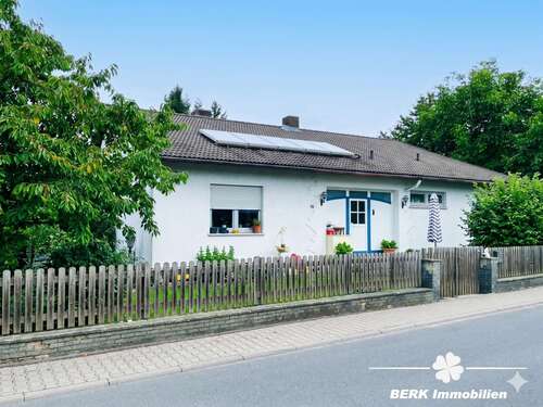 Foto - Haus zum Kaufen in Lützelbach 399.000,00 € 300 m²