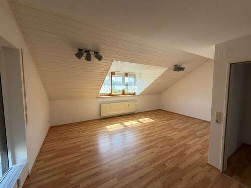 Foto - Wohnung zum Mieten in Lauchheim 595,00 € 80.55 m²