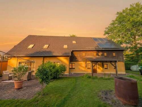 Foto - Haus zum Kaufen in Bischofswerda Großdrebnitz 349.000,00 € 232 m²