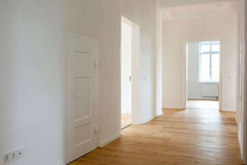 Foto - Wohnung zum Mieten in Erligheim 1.670,00 € 151 m²