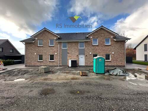 Foto - Wohnung zum Mieten in Aurich Middels-Westerloog 950,00 € 95.45 m²