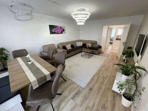 Foto - Wohnung zum Kaufen in Erdmannhausen 264.000,00 € 80 m²