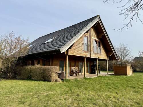 Foto - Haus zum Kaufen in Brunsbüttel 389.000,00 € 185 m²