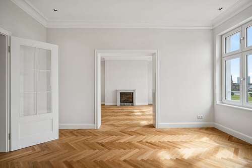 Foto - Wohnung zum Kaufen in Düsseldorf - Oberkassel 4.200.000,00 € 223 m²