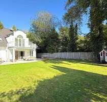 Haus zum Kaufen in Grünwald 3.950.000,00 € 242 m²