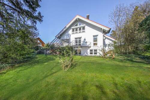 Foto - Haus zum Kaufen in Grafenau 1.550.000,00 € 357 m²