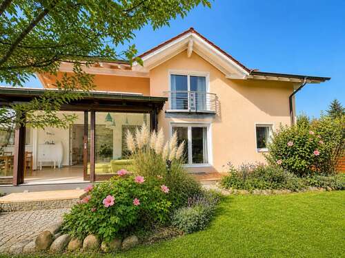 Foto - Haus zum Kaufen in Laufen 929.000,00 € 212 m²