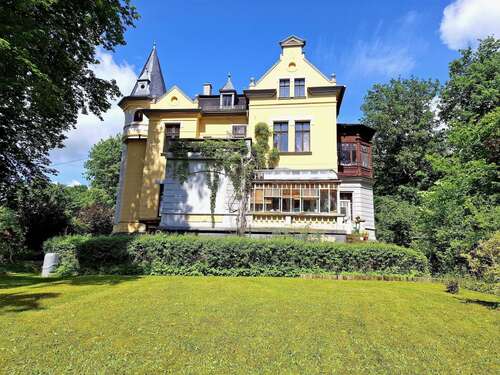 Foto - Haus zum Kaufen in NeukirchenPleiße 495.000,00 € 278 m²