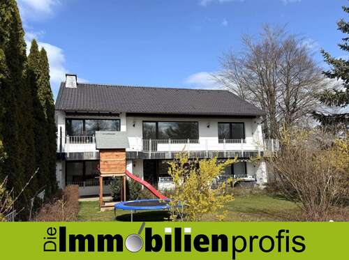 Foto - Haus zum Kaufen in Lichtenberg 396.000,00 € 440 m²