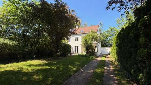Foto - Haus zum Kaufen in München 1.298.000,00 € 160 m²