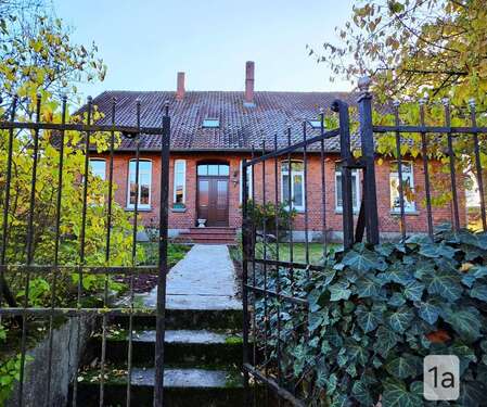 Foto - Haus zum Kaufen in Uelzen 329.000,00 € 219 m²