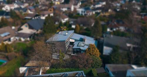 Foto - Haus zum Kaufen in Rösrath 895.000,00 € 368 m²