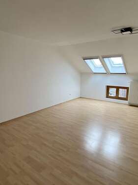 Foto - Wohnung zum Mieten in Königsdorf 950,00 € 90 m²