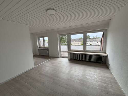 Foto - Wohnung zum Mieten in Düren 675,00 € 72.75 m²