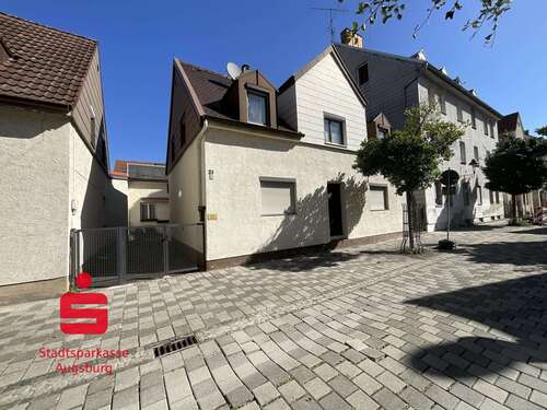 Foto - Haus zum Kaufen in Augsburg 375.000,00 € 150 m²