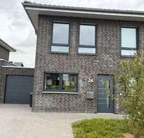 Haus zum Mieten in Baesweiler 1.700,00 € 125.5 m²
