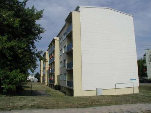 Foto - Wohnung zum Mieten in Warin 253,00 € 43.46 m²