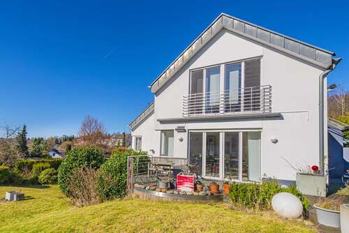 Foto - Haus zum Kaufen in Leichlingen 790.000,00 € 262 m²