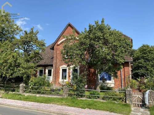 Foto - Haus zum Kaufen in Drage 598.000,00 € 413 m²