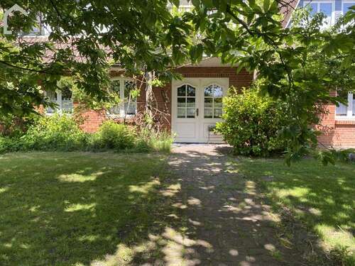 Foto - Haus zum Kaufen in Drage 598.000,00 € 413 m²