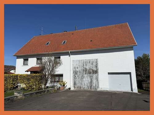 Foto - Haus zum Kaufen in Burladingen Salmendingen 275.000,00 € 154 m²